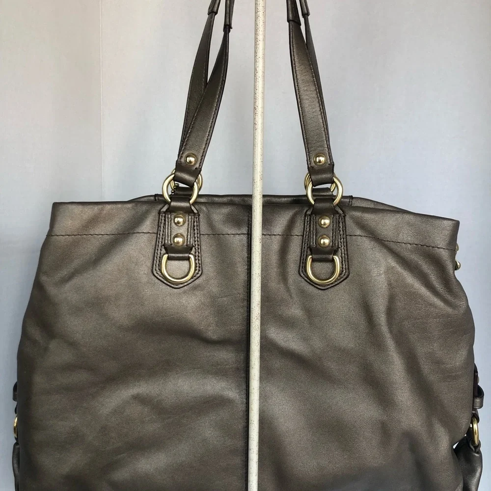 COACH Ashley Leather Hobo 2 strap